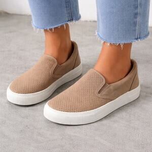 Daily Shoes Slip-On Sneakers – Tan with White Soles – Size 9 Lara